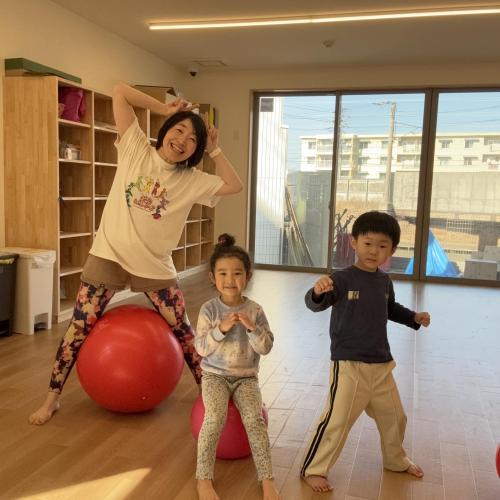 こそけんキッズバランスボールレッスン
